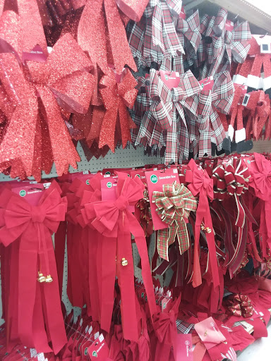 Discount Store «Big Lots», reviews and photos, 4628 W Diversey Ave, Chicago, IL 60639, USA