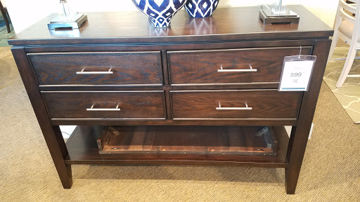 Furniture Store «Havertys Furniture», reviews and photos, 201 S Point Blvd, McDonough, GA 30253, USA