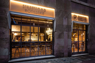Rooster Streetfood Rotisserie - Via Domenico Fiasella, 16/18R, 16121 Genova GE, Italy