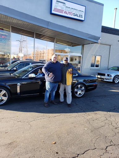 Used Car Dealer «Redefined Auto Sales», reviews and photos, 5050 Dempster St, Skokie, IL 60077, USA