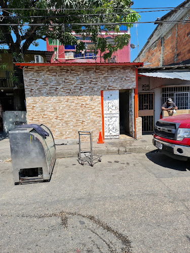 CAMAL MUNICIPIAL, Guayaquil 170911, Ecuador