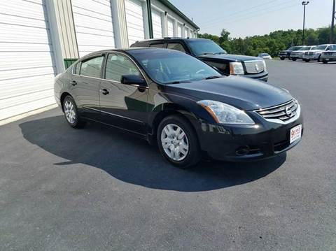 Used Car Dealer «9 East Auto Sales», reviews and photos, 39 Slonaker Ln, Martinsburg, WV 25405, USA