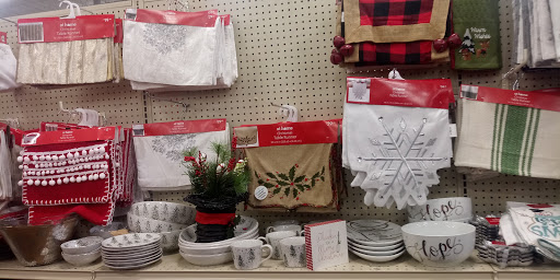 Home Goods Store «At Home», reviews and photos, 7400 Douglas Blvd, Douglasville, GA 30135, USA