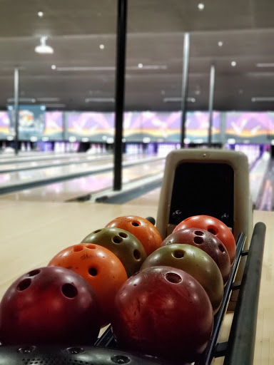 Bowling Alley «Bowlero Wallington», reviews and photos, 299 Paterson Ave, Wallington, NJ 07057, USA