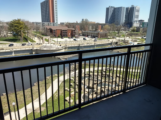 Furniture Store «Furniture Warehouse», reviews and photos, 126 E University Ave, Champaign, IL 61820, USA