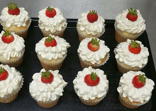 Dessert Shop «Truffle Berries Cafe & Dessert Bar», reviews and photos, 731 Texas St, Fairfield, CA 94533, USA