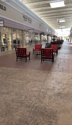 Outlet Mall «The Outlet Shoppes», reviews and photos, 915 Ridgewalk Pkwy, Woodstock, GA 30188, USA