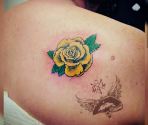 Tattoo Shop «C&L Tattoo Studio and Body Piercing», reviews and photos, 4807 Mahoning Ave, Warren, OH 44483, USA