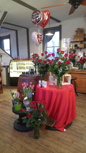 Florist «Platform 322», reviews and photos, 322 W Main St, Lexington, IL 61753, USA