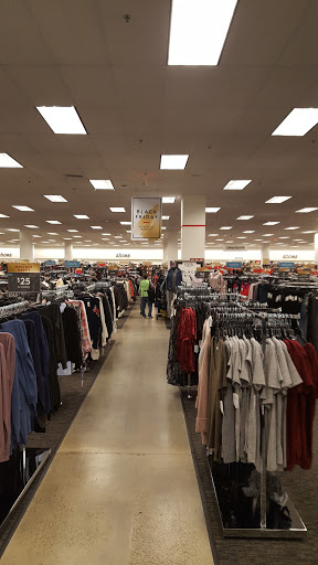 Department Store «Nordstrom Rack White Plains», reviews and photos, 3 City Pl, White Plains, NY 10601, USA