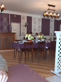 Atmosphère du Restaurant familial Mousqué Restaurant Laborde à Mont - n°1