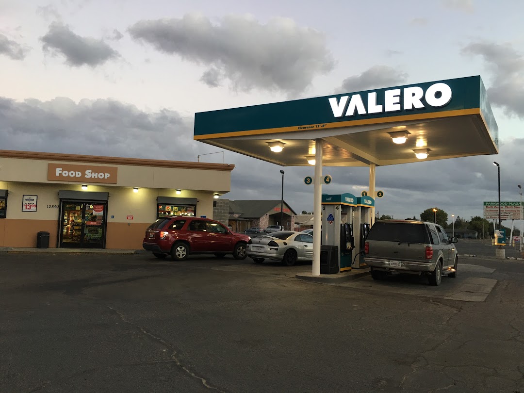 PARKWOOD MART & LIQUOR