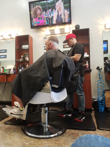 Barber Shop «Upper Cuts Barber Shop», reviews and photos, 6531 Little River Turnpike, Alexandria, VA 22312, USA