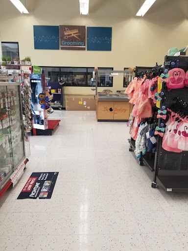 Pet Supply Store «Petco Animal Supplies», reviews and photos, 8700 Preston Rd #105, Plano, TX 75024, USA