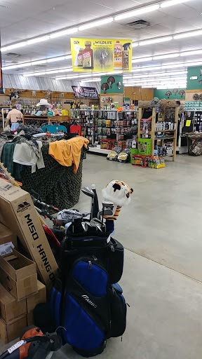 Oconee Bait And Tackle, 754 Central Dr, Dublin, GA 31027, USA, 