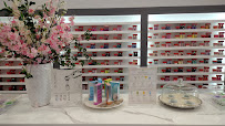 Lady Vixen Nails & Spa II - Photo 9 - Car repair in Salem, NH, Nashua