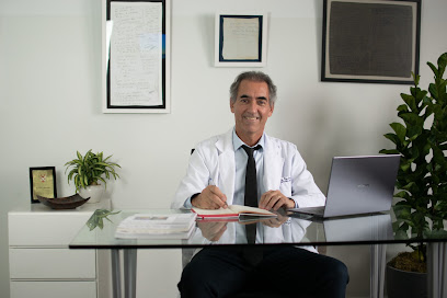 Clínica Urológica Prof. Dr. Levin Martinez