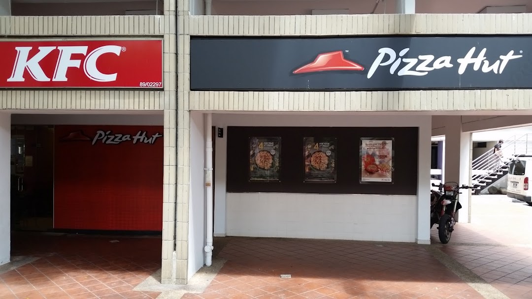 Pizza Hut Delivery - Bukit Merah