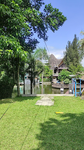 Danau Dariza Hotel And Resort