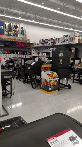 Sporting Goods Store «Academy Sports + Outdoors», reviews and photos, 7926 Giacosa Pl, Memphis, TN 38133, USA