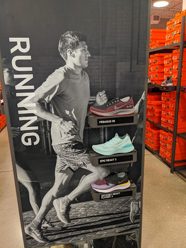 Clothing Store «Nike Factory Store», reviews and photos, 10801 Corkscrew Rd D-177, Estero, FL 33928, USA