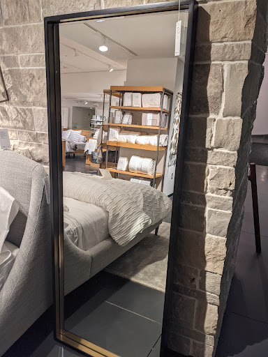 Furniture Store «Crate and Barrel», reviews and photos, 555 Bellevue Way NE, Bellevue, WA 98004, USA