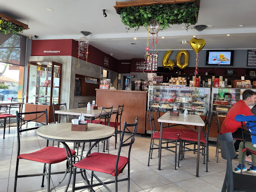 Mailhó Quinta - Ice cream shop,Cafeteria,Chocolate cafe,Pastry shop en No informa