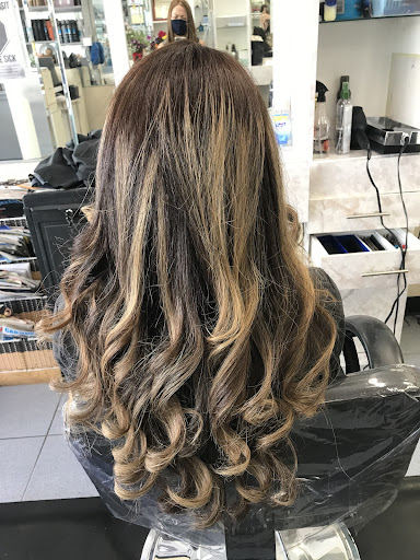 Barber Shop «Top Care Hair & Nail», reviews and photos, 25270 Marguerite Pkwy # B, Mission Viejo, CA 92692, USA