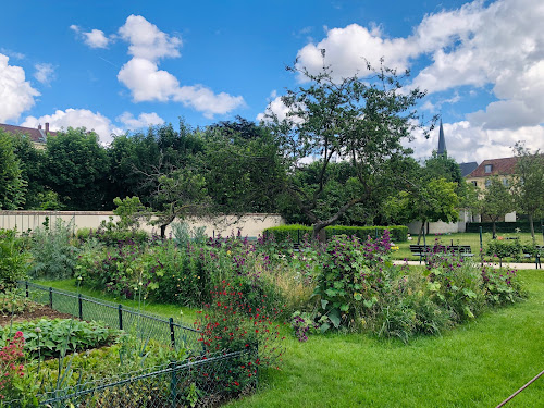 attractions Jardin Catherine-Labouré Paris