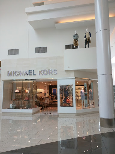 Fashion Accessories Store «Michael Kors», reviews and photos, 2000 NJ-38 #1137, Cherry Hill, NJ 08002, USA