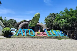 Bahay na Bato Open Art Gallery and Staycation image