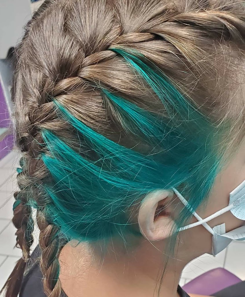 Curl Up and Dye (with Khyrsten) 15601