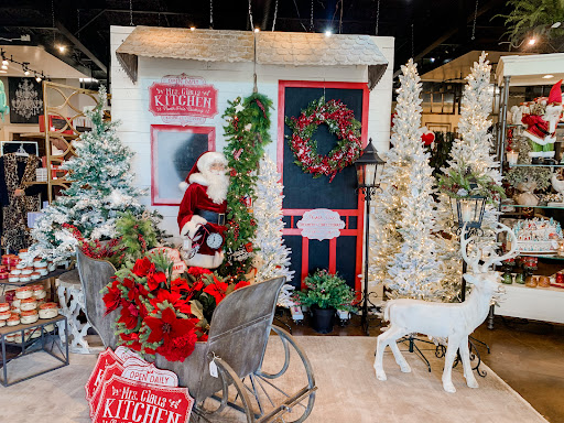 Choices & More, 19851 TX-46 Suite 104, Spring Branch, TX 78070, USA, 