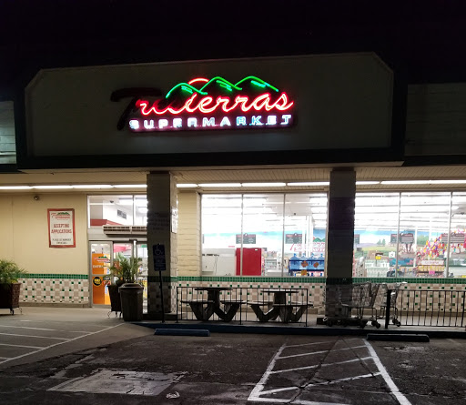 Tresierras Supermarket, 280 Harvard Blvd, Santa Paula, CA 93060, USA, 