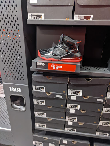 Sporting Goods Store «Nike Factory Store», reviews and photos, 4642 Factory Stores Blvd FF100, Myrtle Beach, SC 29579, USA