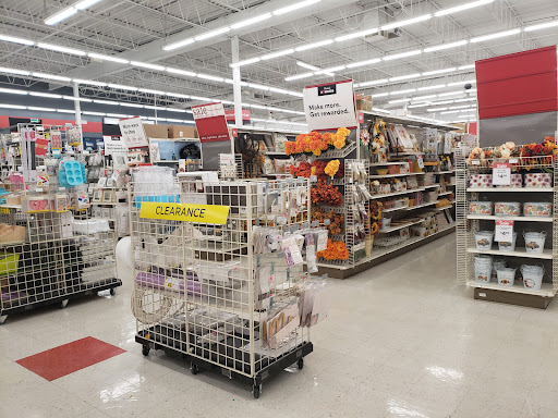 Craft Store «Michaels», reviews and photos, 402 W Army Trail Rd, Bloomingdale, IL 60108, USA