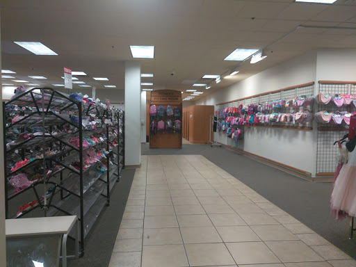 Clothing Store «Burlington Coat Factory», reviews and photos, 3662 W Camp Wisdom Rd, Dallas, TX 75237, USA