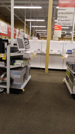 Office Supply Store «Office Depot», reviews and photos, 7001 Cermak Rd, Berwyn, IL 60402, USA