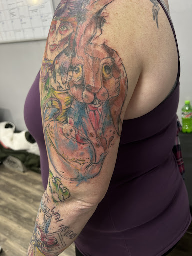 Tattoo Shop «Artistic Body Tattoo», reviews and photos, 467 N Dixie Blvd, Radcliff, KY 40160, USA