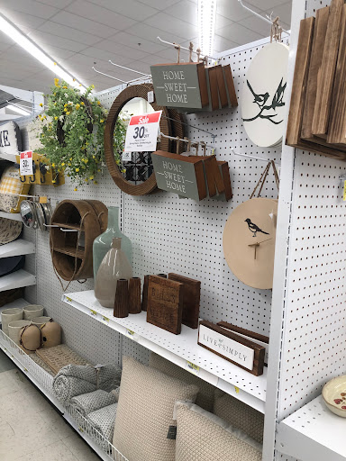 Fabric Store «Jo-Ann Fabrics and Crafts», reviews and photos, 221 Norman Station Blvd #2211, Mooresville, NC 28117, USA