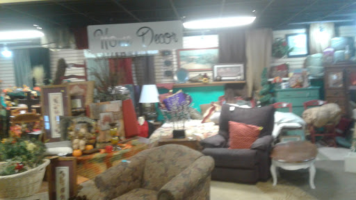 Thrift Store «Common Interest Thrift Store», reviews and photos, 741 Center Cir, Nixa, MO 65714, USA