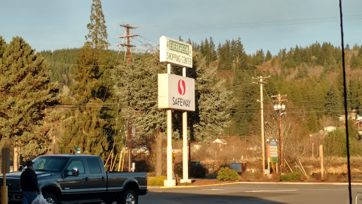 Grocery Store «Safeway», reviews and photos, 401 E Columbia River Hwy, Clatskanie, OR 97016, USA