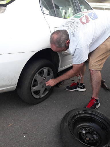 Tire Shop «Glasgow Tire & Auto Center Inc», reviews and photos, 602 Happy Valley Rd, Glasgow, KY 42141, USA