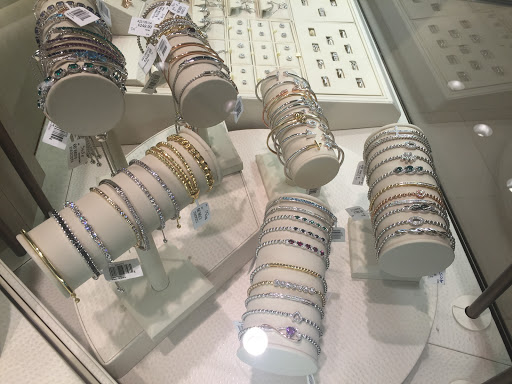 Jewelry Store «Jared The Galleria of Jewelry», reviews and photos, 195 Old Country Rd, Carle Place, NY 11514, USA