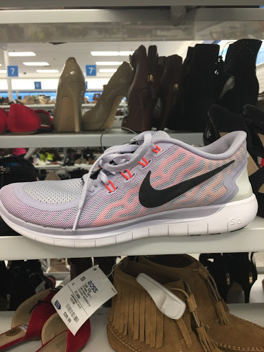 Clothing Store «Ross Dress for Less», reviews and photos, 2870 Chapel Hill Rd, Douglasville, GA 30135, USA