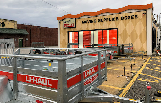 Truck Rental Agency «U-Haul at N Irby St», reviews and photos, 369 N Irby St, Florence, SC 29501, USA