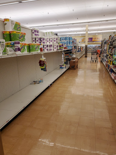 Grocery Store «Giant», reviews and photos, 7575 Linton Hall Rd, Gainesville, VA 20155, USA