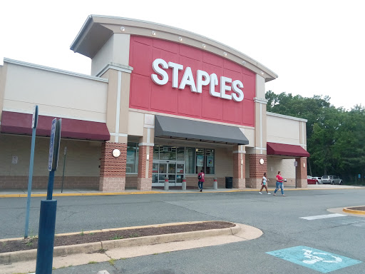 Staples, 7708 Richmond Hwy, Alexandria, VA 22306, USA, 