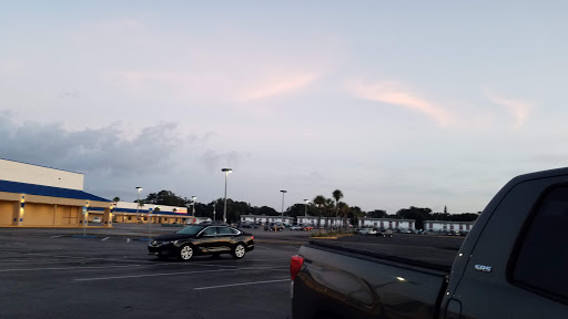 Shopping Mall «Sunshine Park Mall», reviews and photos, 2400 S Ridgewood Ave, South Daytona, FL 32119, USA
