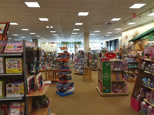 Book Store «Barnes & Noble», reviews and photos, 800 Settlers Ridge Center Dr, Pittsburgh, PA 15205, USA